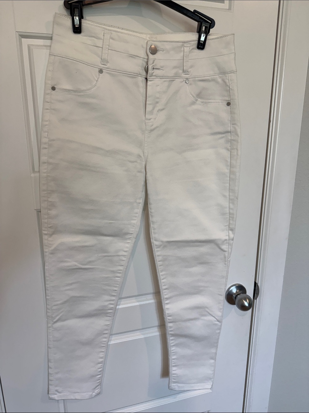 love, Fire White High-Rise Skinny Jeans